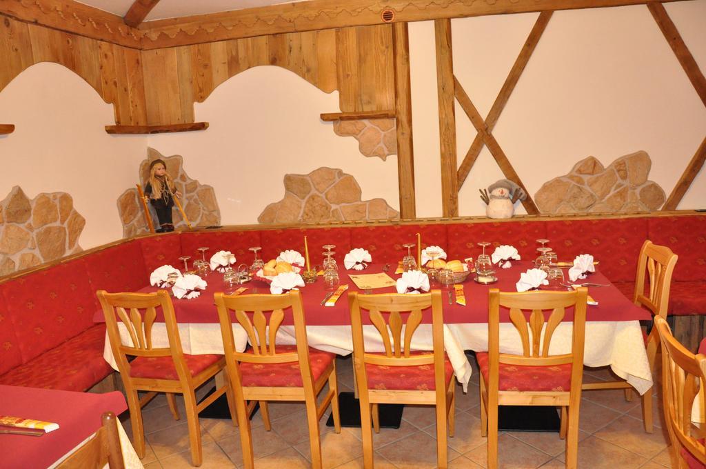 Hotel Piancastello Andalo Eksteriør bilde
