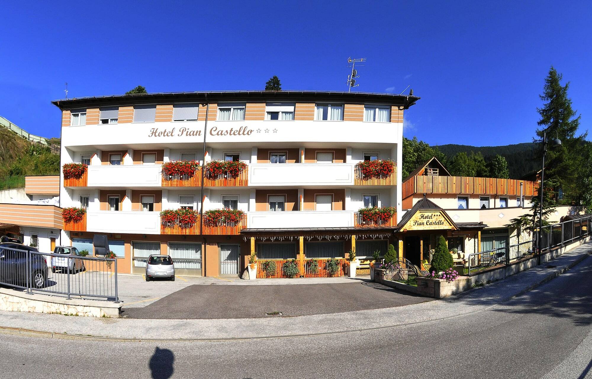 Hotel Piancastello Andalo Eksteriør bilde